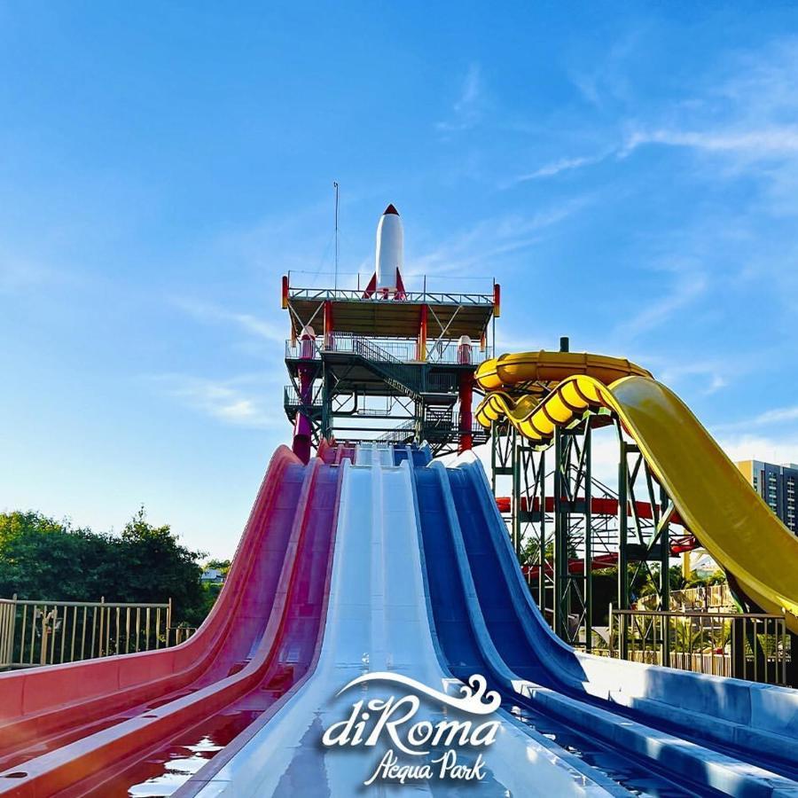Caldas Novas - Piazza Diroma - Com Ingressos Do Acqua Park Todos Os Dias 外观 照片